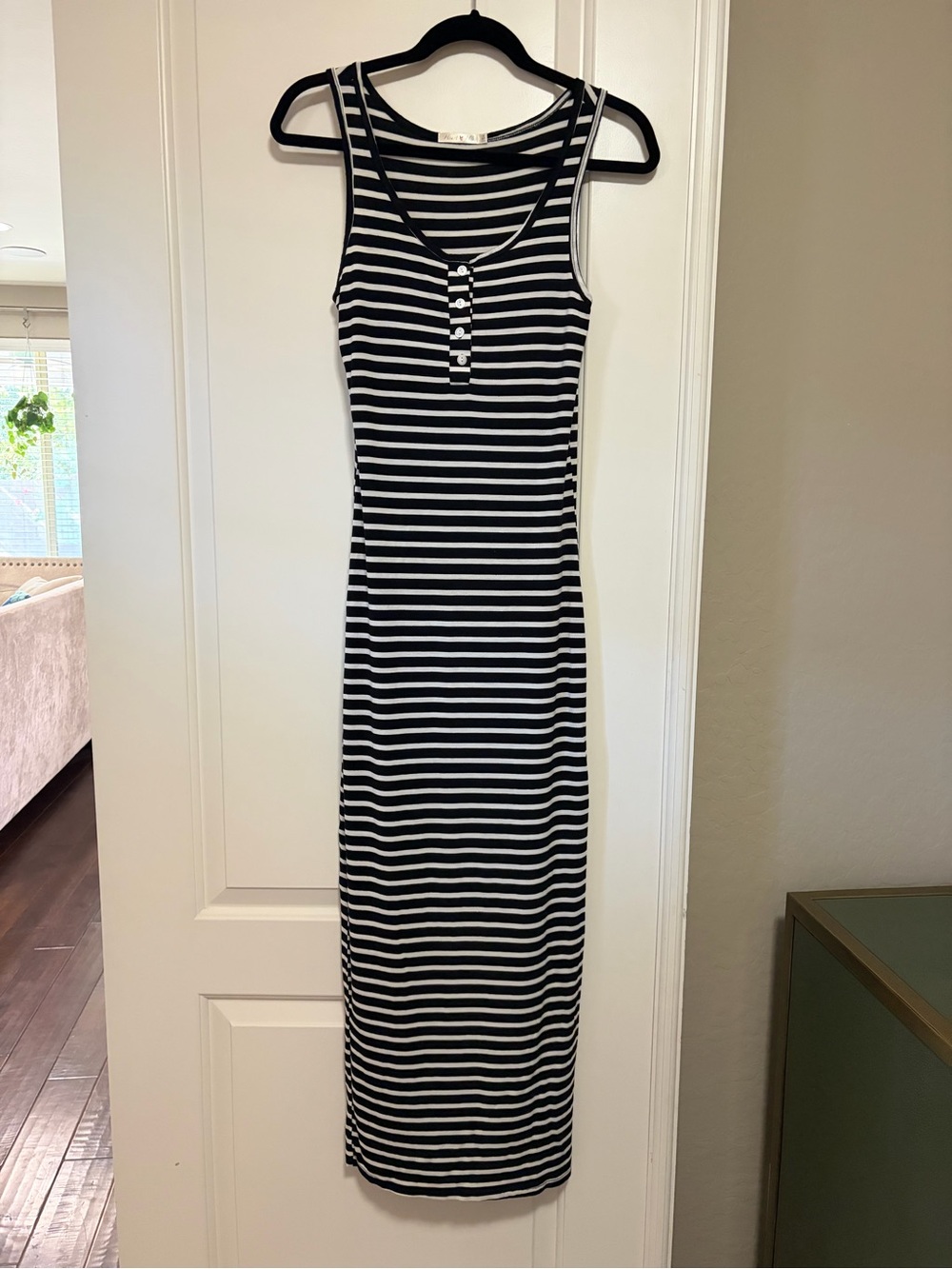 π€π€Heart Hips Black & White Striped Summer Coastal Girl Tank Maxi Dressπ€π€